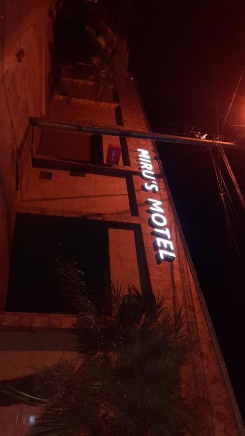 Miru'S Motel Rio Verde Exterior foto
